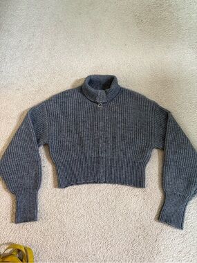 Cider Cropped Ribbed Turtleneck Sweater - Gray